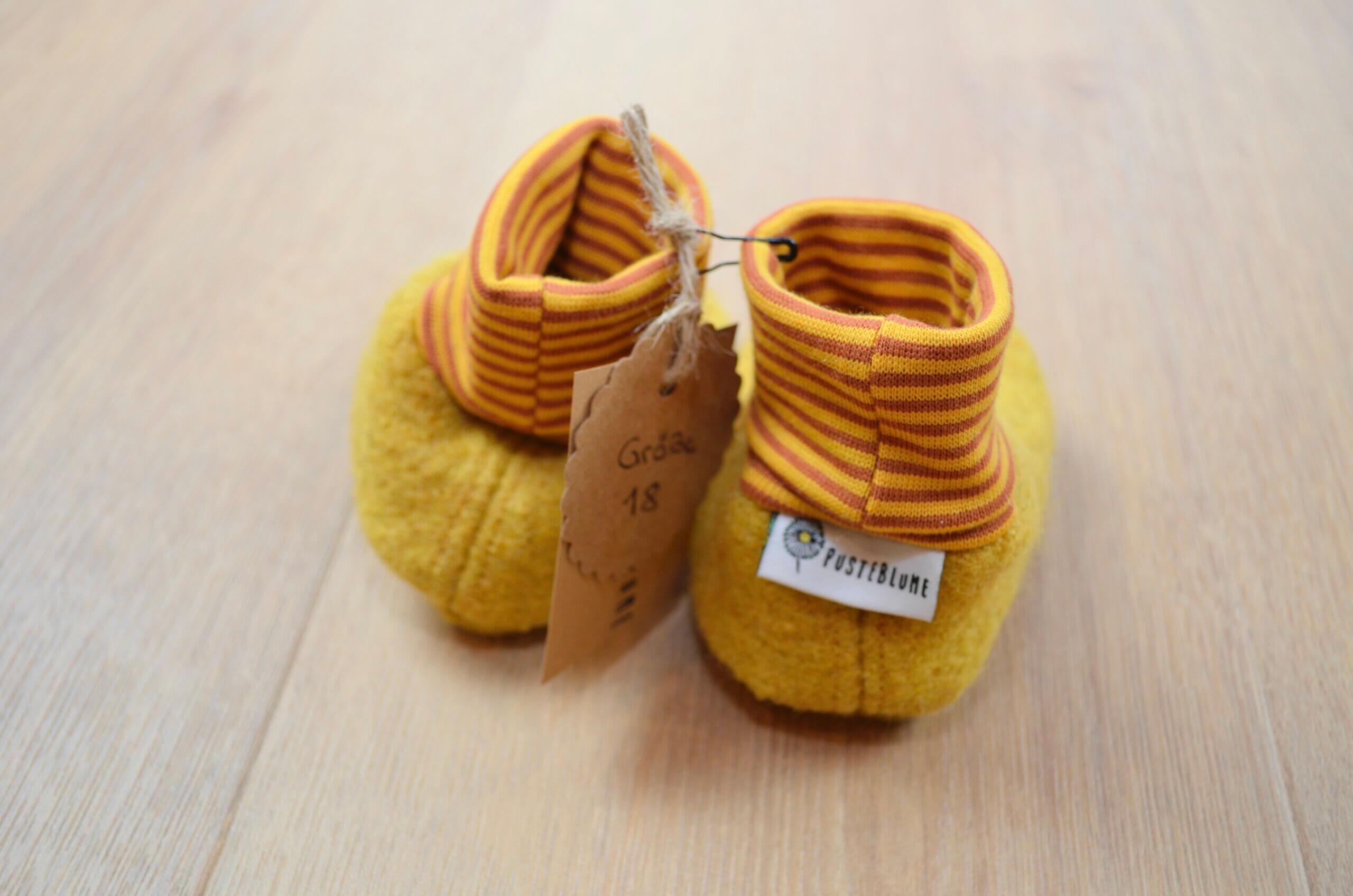 Baby Trageschuhe Wintersonne, senfgelb