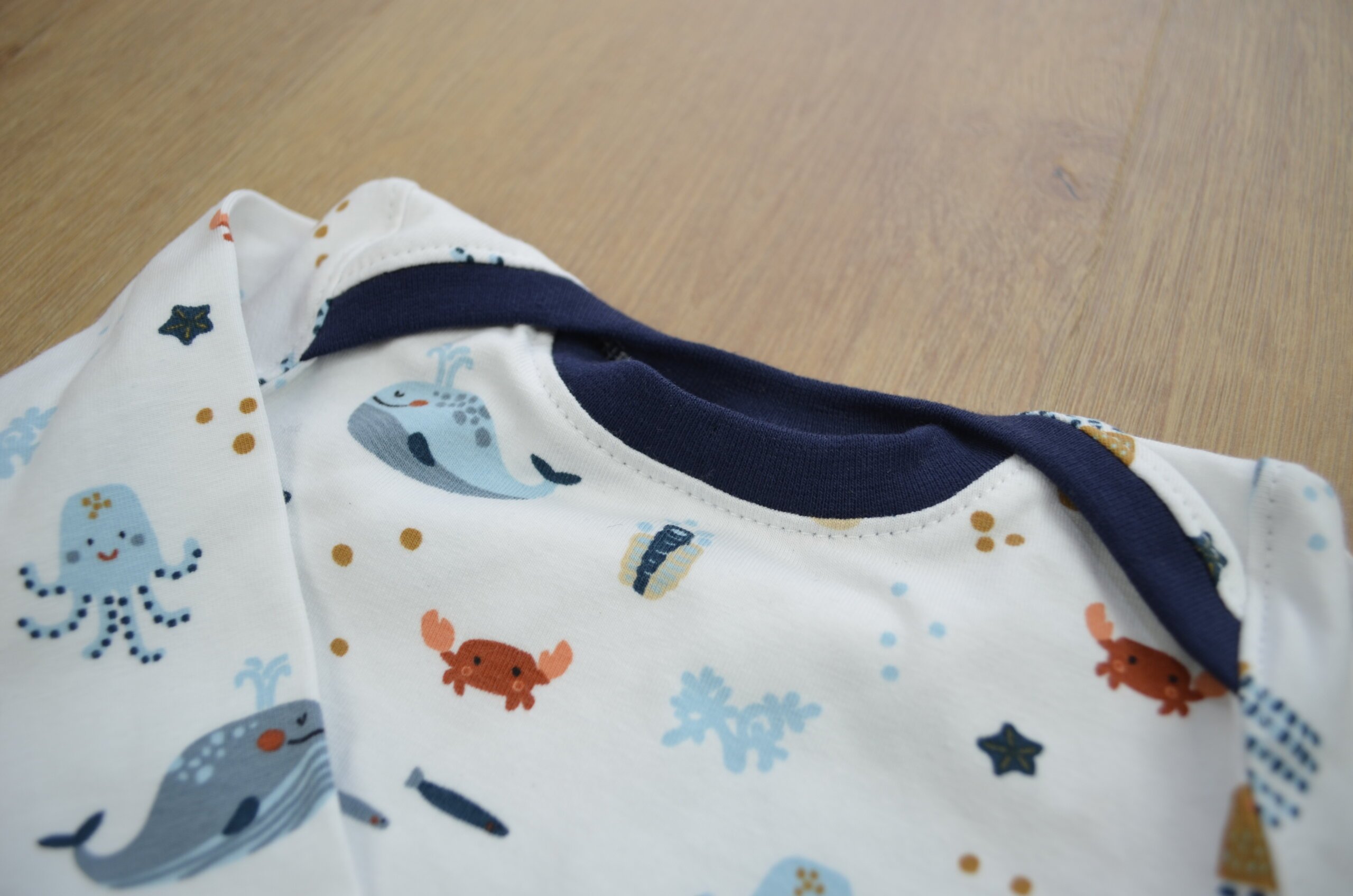 Baby Set Meerestiere mit Pumphose aus Ottoman-Jersey, Detailfoto