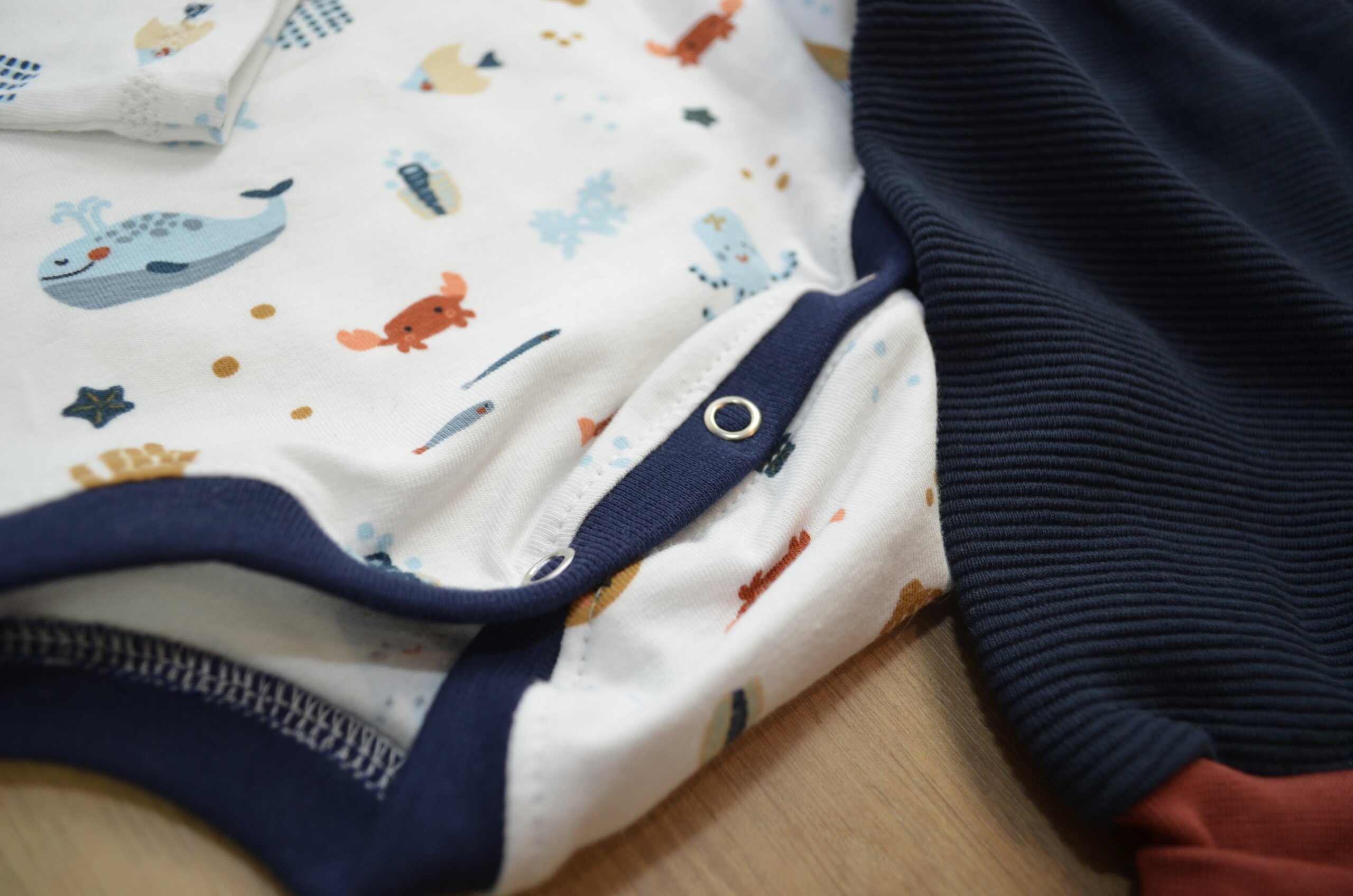 Baby Set Meerestiere mit Pumphose aus Ottoman-Jersey, Detailfoto