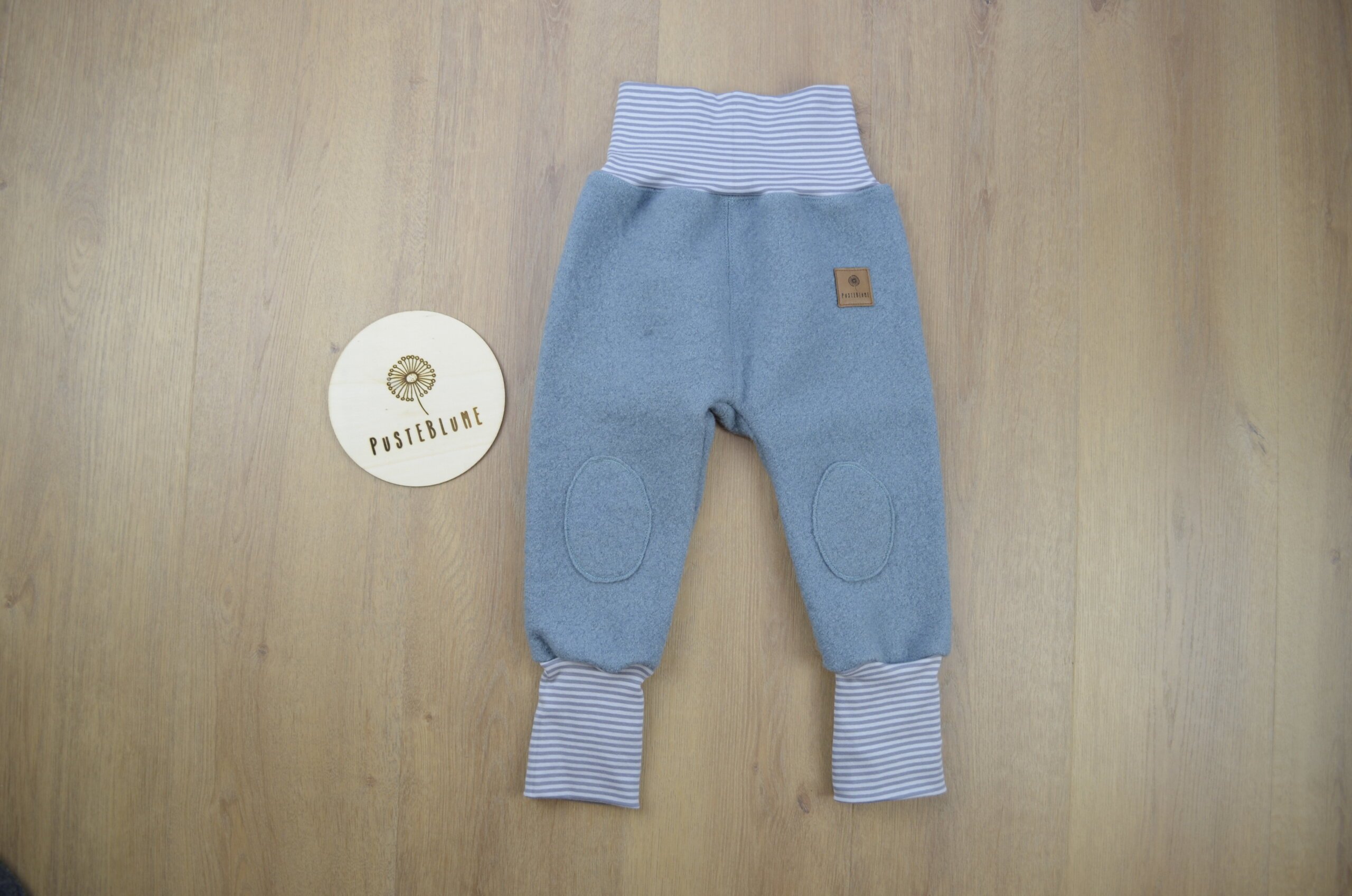 Walkhose mint mit Ringelbündchen